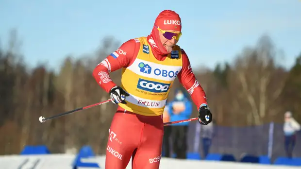 Большунов вышел в полуфинал спринта на ЧМ в Оберстдорфе