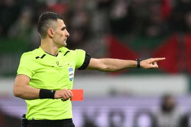 Мостовой назвал беспределом судейство в РПЛ