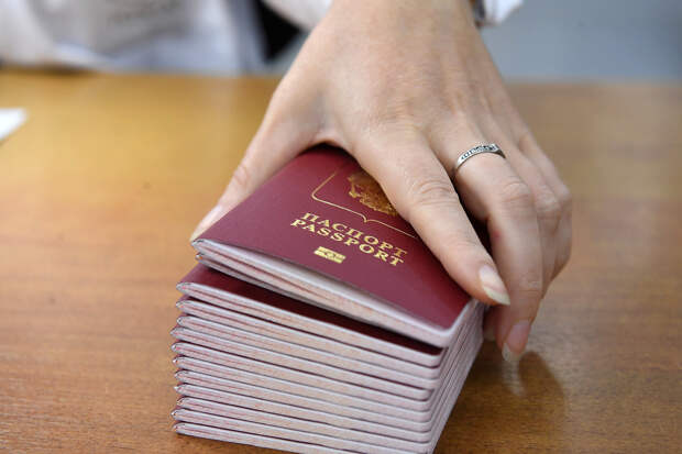 Сообщение о невозможности получить загранпаспорт и закрытии границ России не подтвердилось