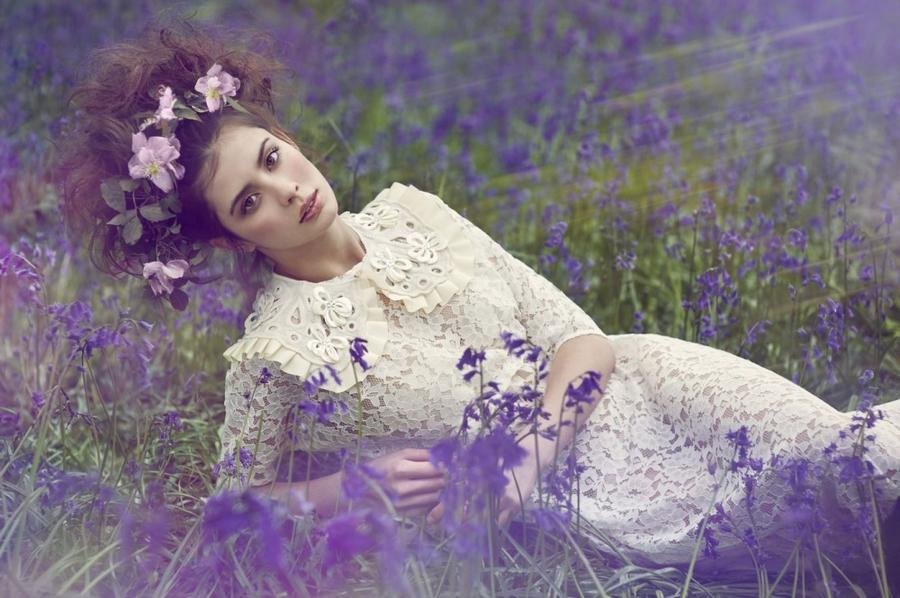 girlsinfloralwreaths18 20 восхитительных девушек с цветочными венками