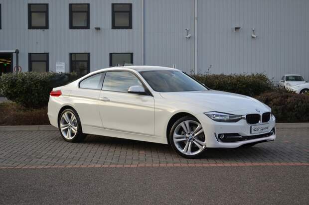 BMW 4 Series (Roger Lighterness)