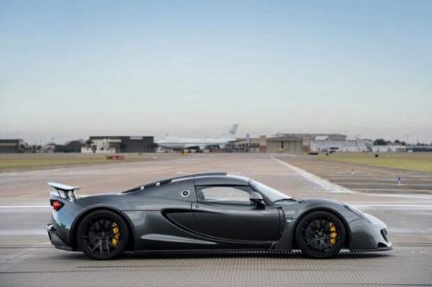 Hennessey Venom GT: Самый быстрый среди серийных автомобилей (16 фото)