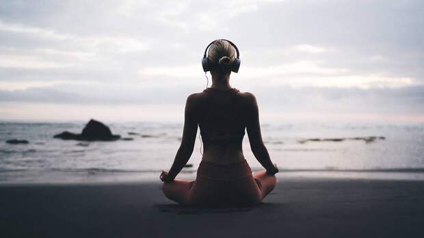 Пауза от соцсетей и личные ритуалы: как правильно заботиться о себе