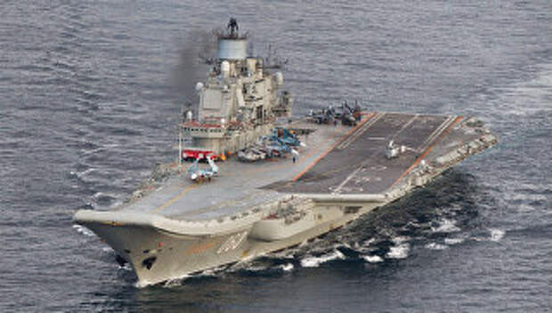 Тяжелый авианесущий крейсер Адмирал Флота Советского Союза Кузнецов международных водах в Норвежском море. 17 октября 2016