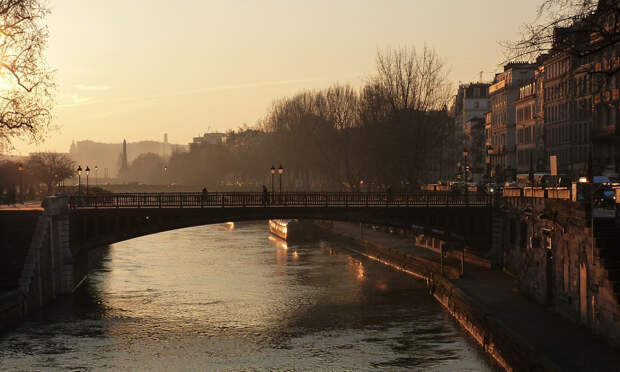 Retour à Paris ... la Ville "Lumière" by Monique ROBINET on 500px.com