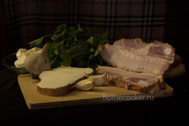 Бутерброды с грудинкой Grudinka hleb chesnok 300x200 Бутерброды с грудинкой