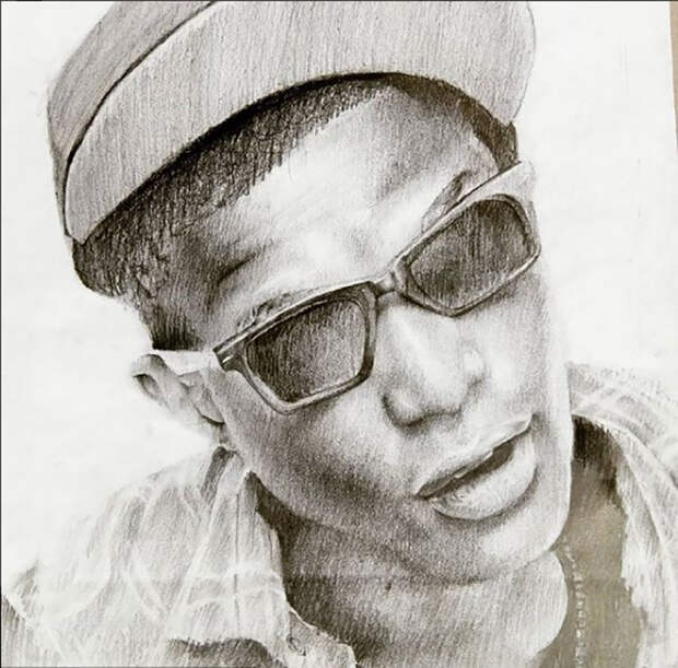 Один из портретов, созданных, когда Кариму было 10 лет. Instagram waspa_art. Один из портретов, созданных, когда Кариму было 10 лет. Instagram waspa_art.