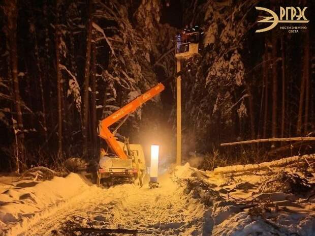Что произошло с электросетями в Солотче после снегопада, рассказали энергетики