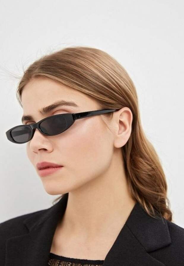 Очки удлиненные. Тонкие очки солнцезащитные. Солнечные очки женские узкие. Узкие очки солнцезащитные. Очки узкие модные.