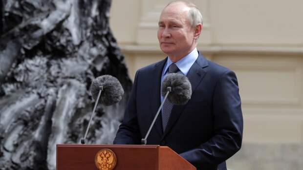 Путин развеял слухи о передаче Ирану спутниковой технологии