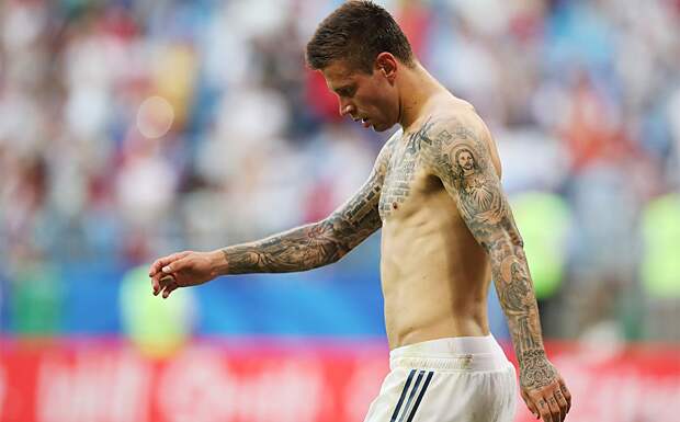 Смолов — о разной реакции людей на незабитый пенальти с Хорватией: «Это элемент какого-то стадного чувства»