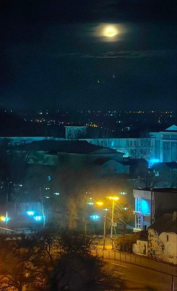 Вид на ночной Донецк https://t.me/webmoney_dn/318870