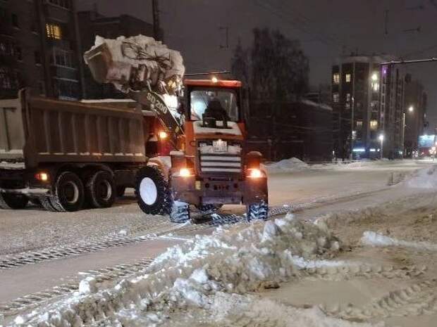 За сутки из Иванова вывезли более 4 тысяч кубов снега
