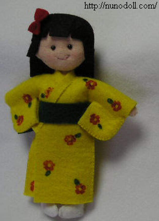 Mini doll in kimono