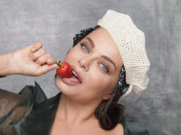 «И давно тебе 17? Уже да…»: Наташа Королева показала, как отмечает день рождения