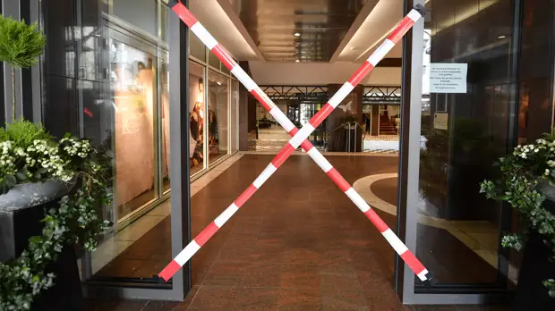 В ФРГ допустили возможность введения общенационального локдауна из-за COVID-19