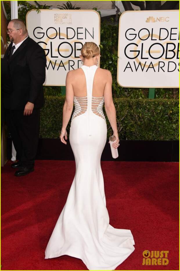 kate-hudson-shows-tons-of-skin-at-golden-globes-2015-03