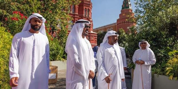 Как справиться с жарой, рассказали участники Дней культуры ОАЭ в Москве