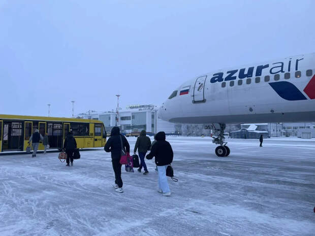 Резервный борт доставил в Барнаул пассажиров незапланированно севшего в КНР рейса из Пхукета
