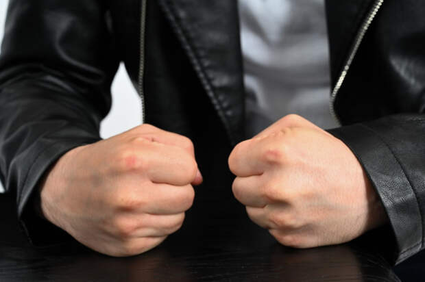 Психолог объяснила﻿, откуда берётся агрессия на родного человеке