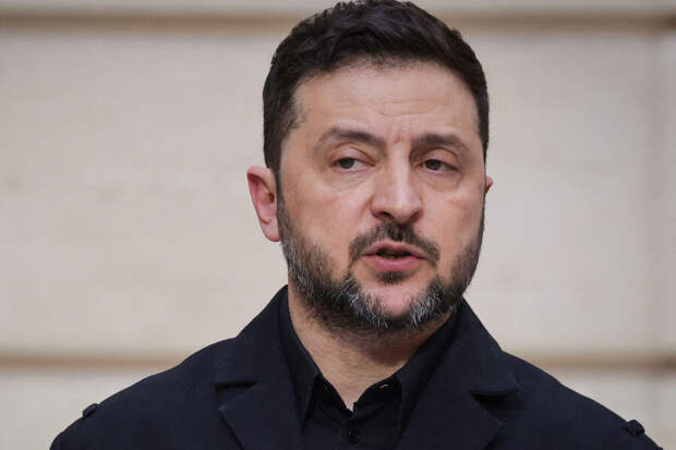 «Он — не царь»: на Украине призвали заканчивать с «мини-диктатурой» Зеленского
