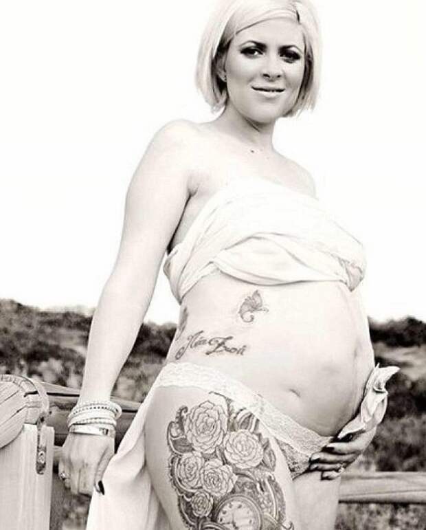 Мужчина решил сделать фото с беременной женой. Когда она разделась, он обомлел…