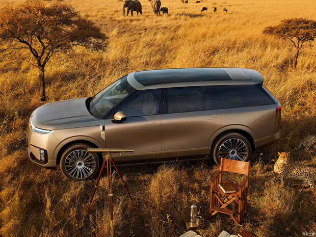 В Китае запустили производство флагманского кроссовера Xpeng GX с гибридом 504 л.с. и шестиместным салоном