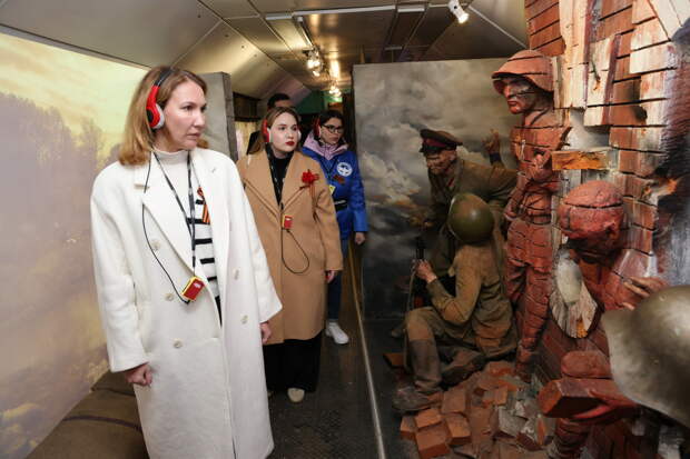 Иммерсивную выставку «Поезд Победы» в Нижнем Новгороде в первый день работы посетило около 2 000 человек