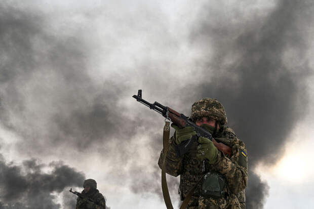 РИА: ВСУ удерживали в погребе жителей Родинского и открывали огонь по выходящим