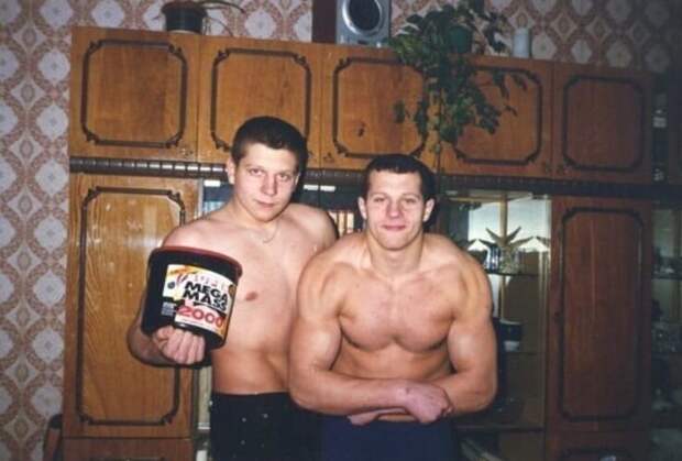 2. Юные Александр и Федор Емельяненко, 1990-е 2. Юные Александр и Федор Емельяненко, 1990-е