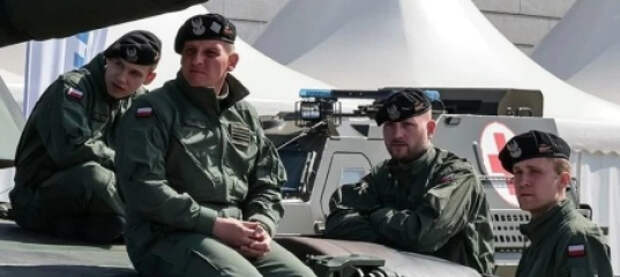 Власти Польши намерены сбивать ракеты и БПЛА над Украиной и Белоруссией