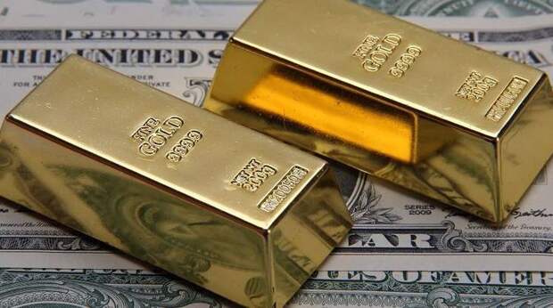 Международные резервы России в феврале снизились почти на 3%