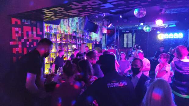 Силовики сорвали мероприятие сатанистов* в московском клубе
