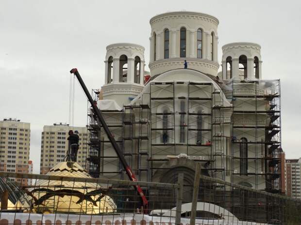 Кресты и купола на храм планируется поднять 9 ноября/Ольга Чумаченко, «Юго-Восточный курьер»