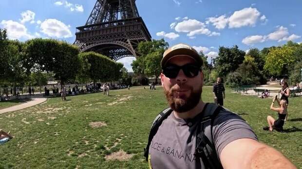 "В ноге оказались пули". Американец в ужасе от Парижа