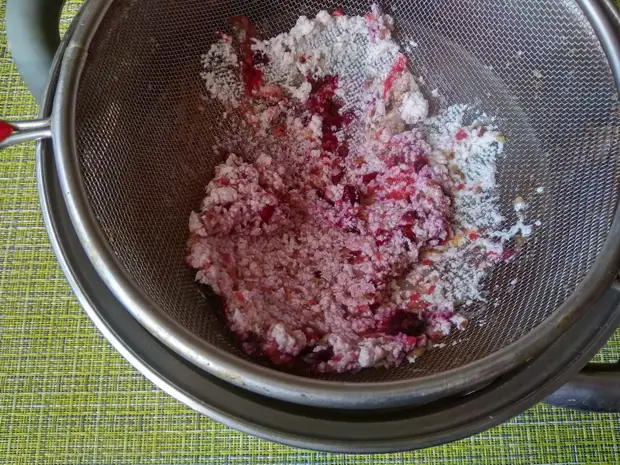 Вкусная ягодный кус-кус на завтрак. Буквально на днях узнала быстрый рецепт. Оказывается, крупу можно не варить