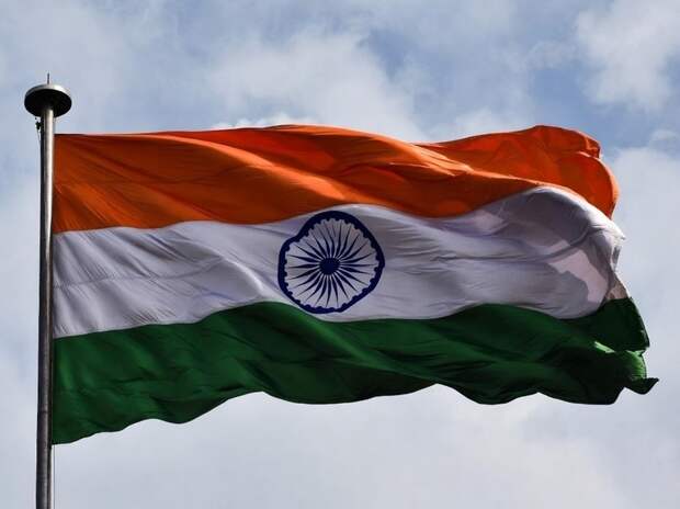 Bloomberg: Индия стянула боевые корабли к Ормузскому проливу.