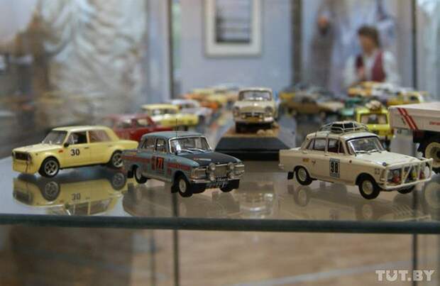 Коллекционер моделей советских авто модели, моделизм, автомоделизм, коллекционер, коллекция