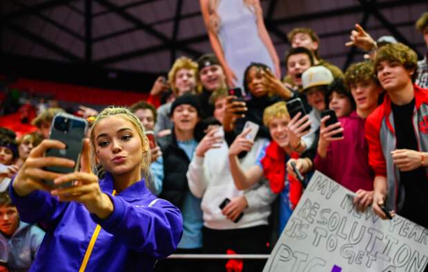 olivia dunne lsu gymnastics meet utah fans