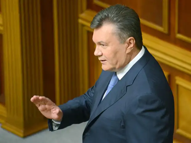 "Героизм не в войне до последнего украинца": Янукович обратился к Зеленскому