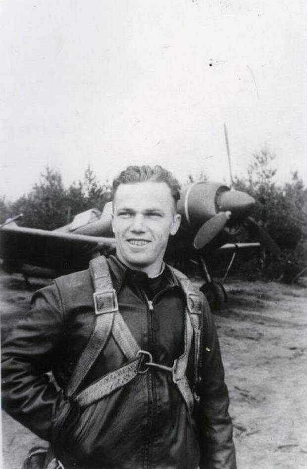 1591574943_kozhedub2.jpg; 459 x 700 (@99%)