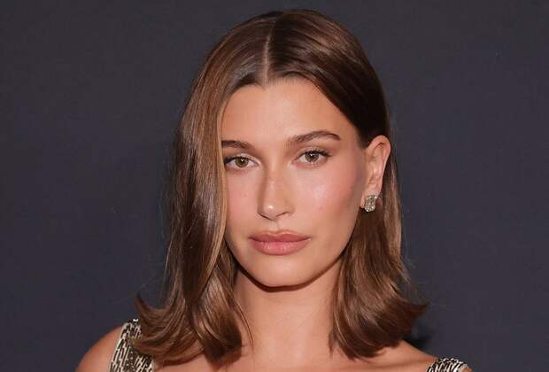 Хейли Бибер снялась без штанов для бренда мужа