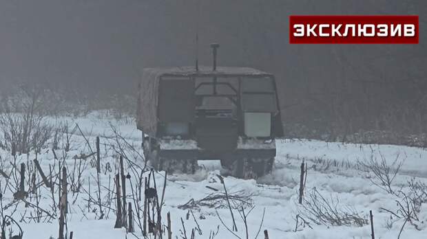 Военнослужащие показали «Курьер», переоборудованный под доставку топлива