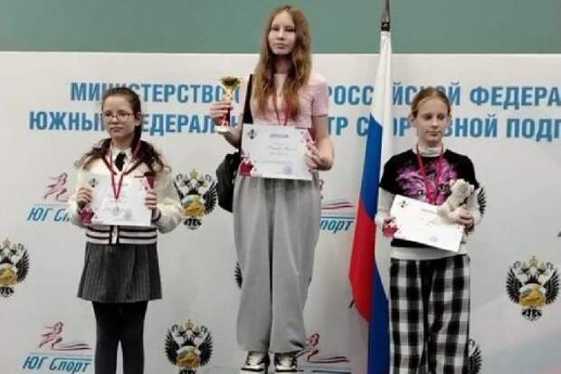 Тамбовская школьница завоевала полный комплект медалей на шахматном турнире в Сочи