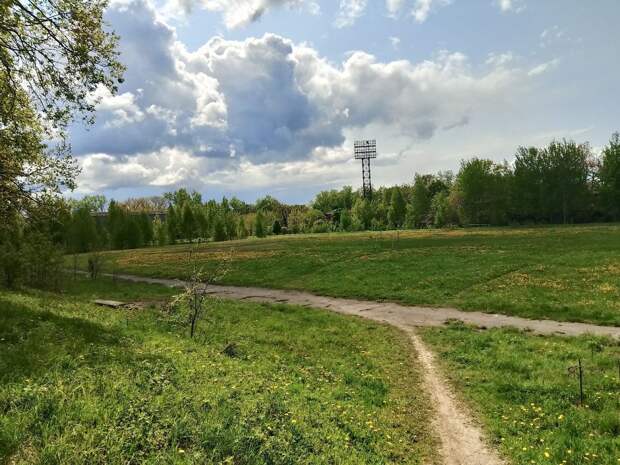Жители Щекино просят губернатора восстановить стадион «Корд»