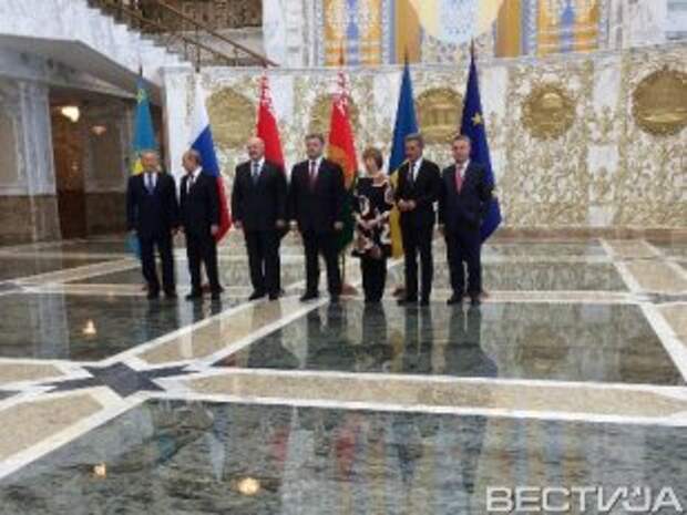 Порошенко предложил всем сторонам выйти из конфликта, сохранив лицо Порошенко предложил всем сторонам выйти из конфликта, сохранив лицо