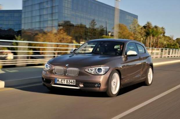 Toyota предложит свою версию BMW 1-Series Toyota предложит свою версию BMW 1-Series