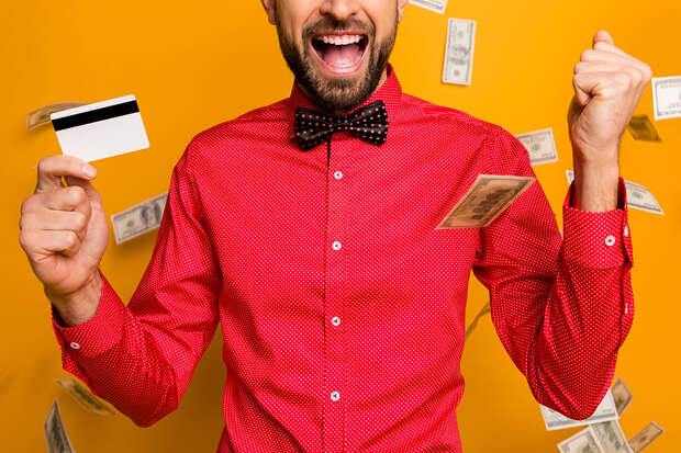 Житель Тулы стал миллионером из-за ошибки банка