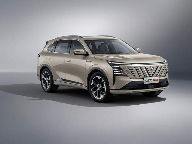 Ещё один аналог Geely Monjaro официально появится в России: совершенно новый Changan CS75 Plus проходит сертификацию, у него будет 2,0-литровый мотор и «автомат»