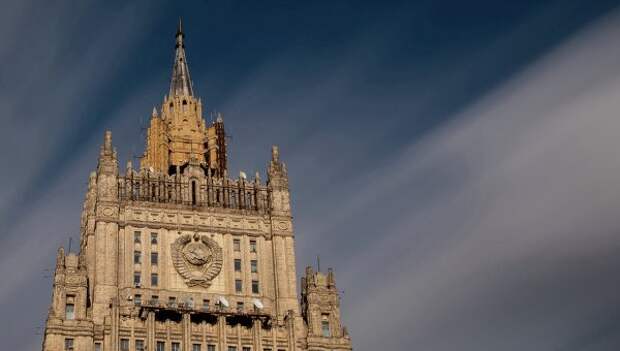 МИД: Запад и Киев пытались обвинить РФ виновной в кризисе на Украине МИД: Запад и Киев пытались обвинить РФ виновной в кризисе на Украине